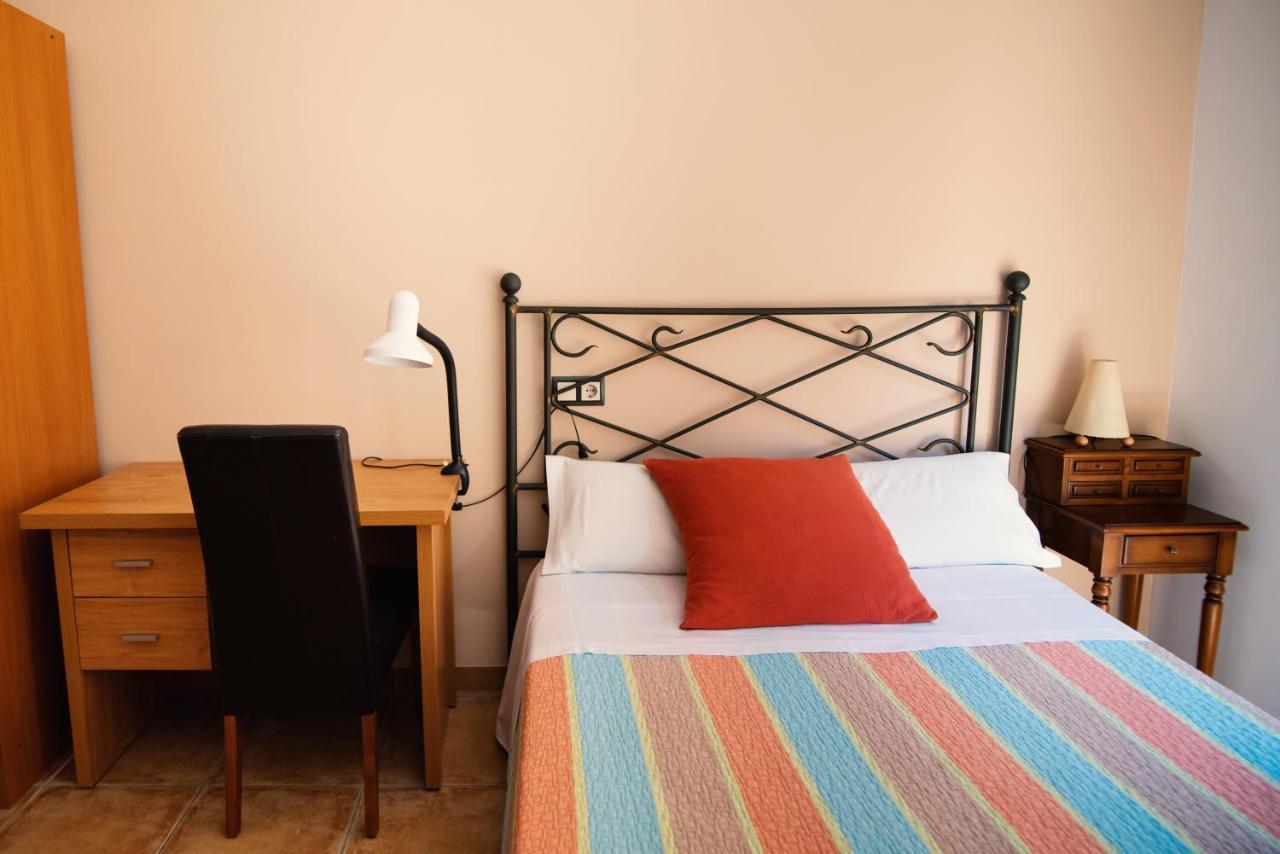 Apartamentos Maribel 칼라세이테 외부 사진