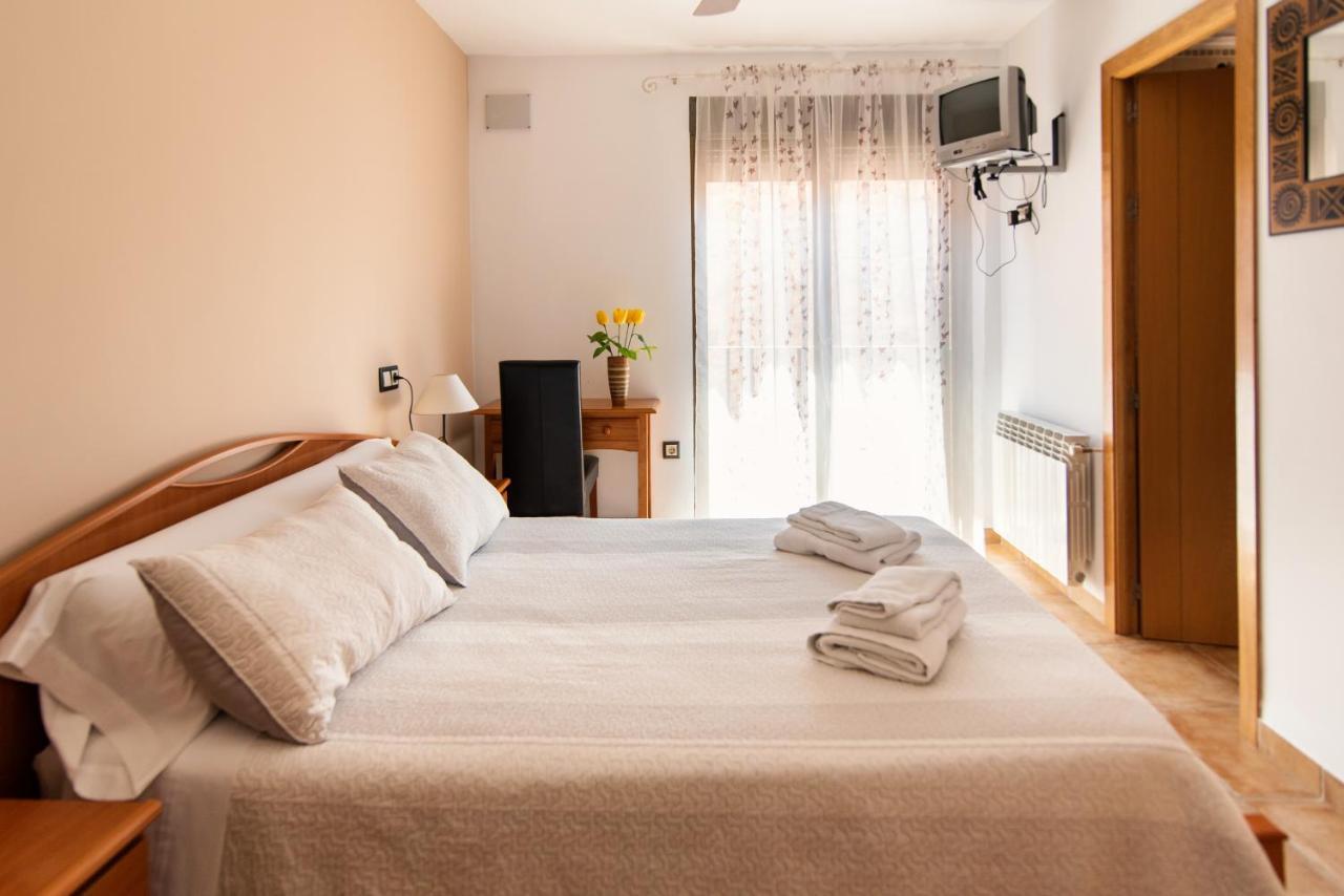Apartamentos Maribel 칼라세이테 외부 사진