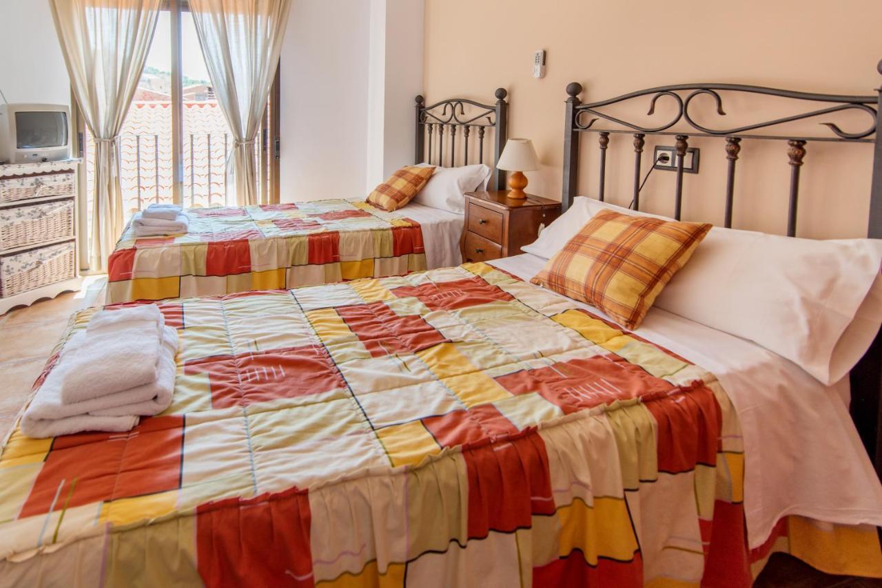Apartamentos Maribel 칼라세이테 외부 사진