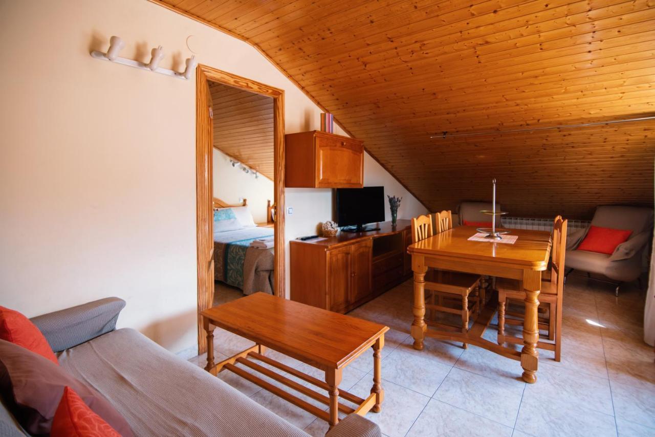 Apartamentos Maribel 칼라세이테 외부 사진