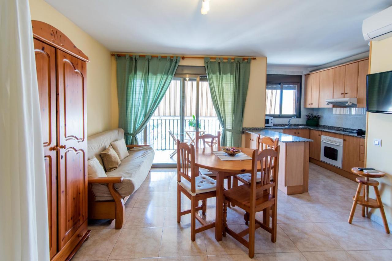 Apartamentos Maribel 칼라세이테 외부 사진