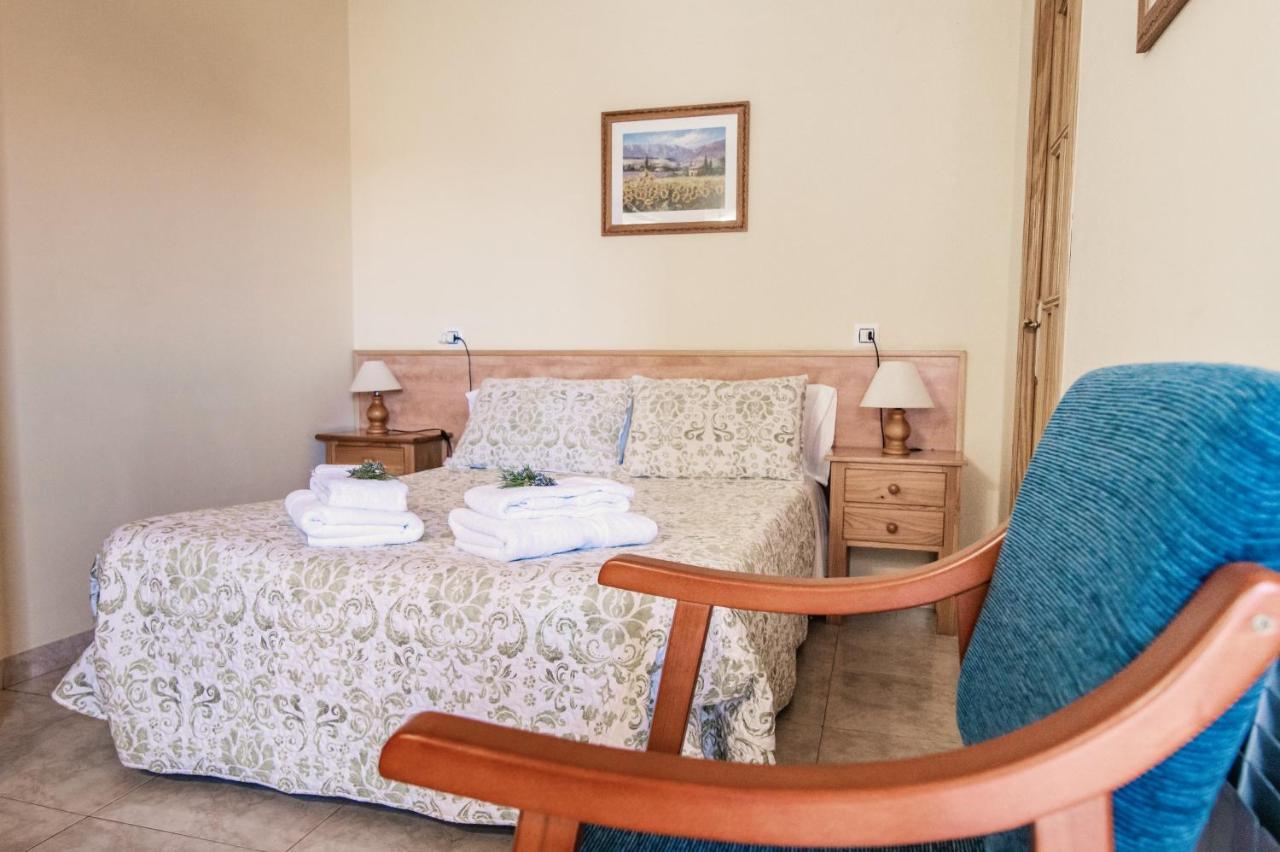 Apartamentos Maribel 칼라세이테 외부 사진