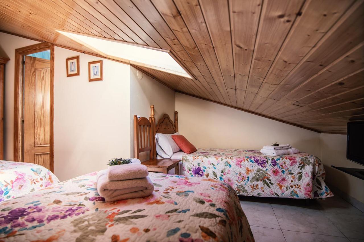 Apartamentos Maribel 칼라세이테 외부 사진