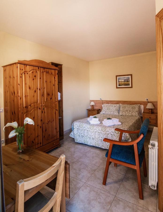 Apartamentos Maribel 칼라세이테 외부 사진